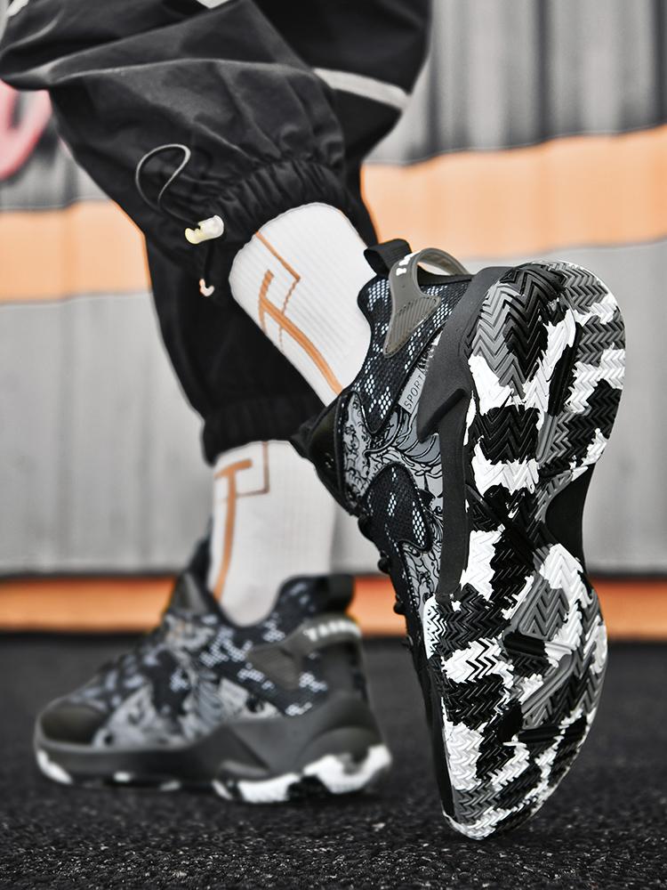 1 Pair Unisex Graffiti Performance Basketball Shoes: Shock-absorbing & Non-slip, Breathable Mesh Upper + Anti-twist Rubber Outsole + Printed Patchwork, Street Sporty Style, Ideal for Teenagers' Court Games & Daily Streetwear