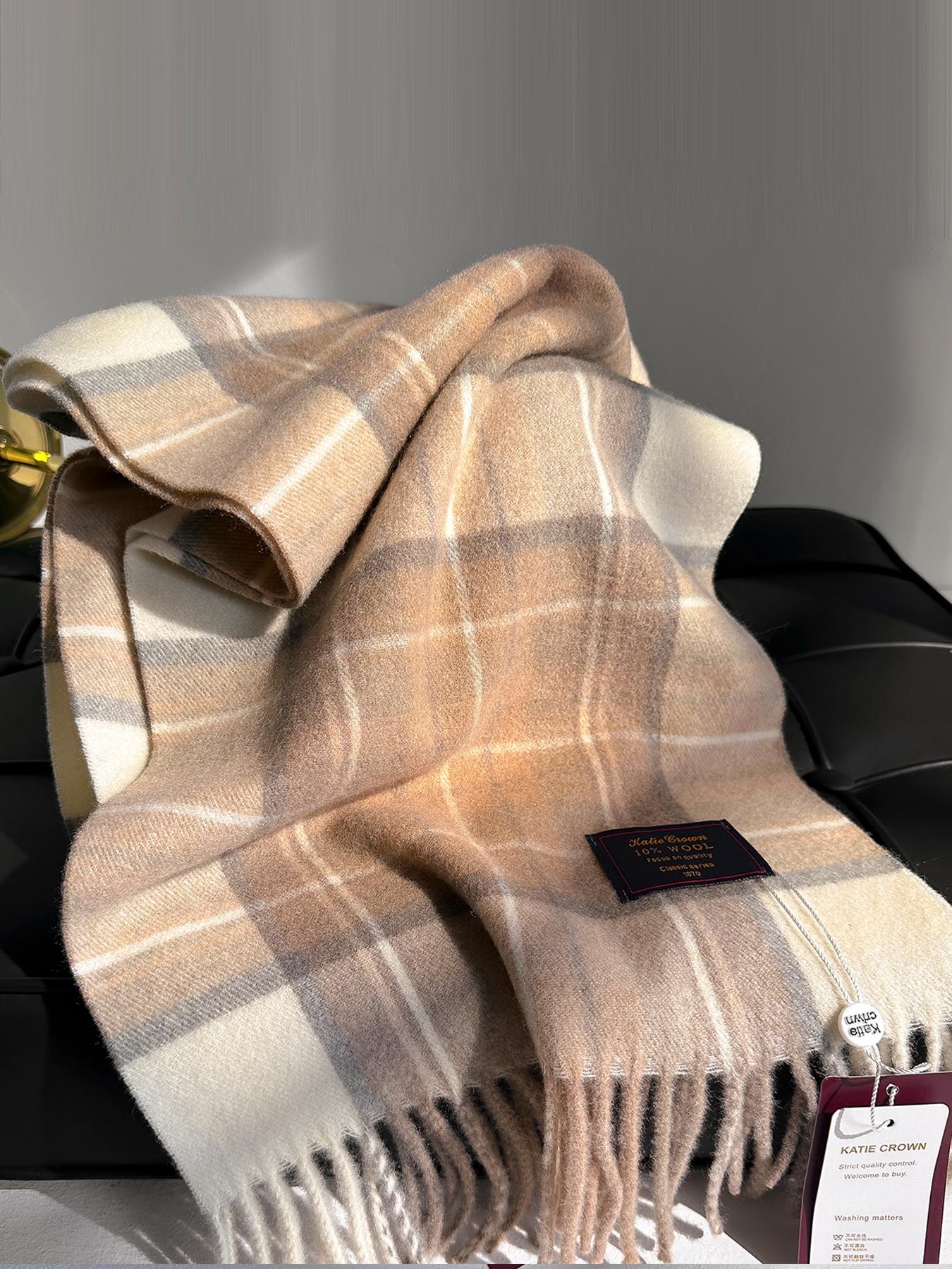 Women's Plaid Scarf for Fall & Winter, Casual Fitted Design, Warm Fashion Accessory for Daily Wear, Stylish Ladies' Wrap