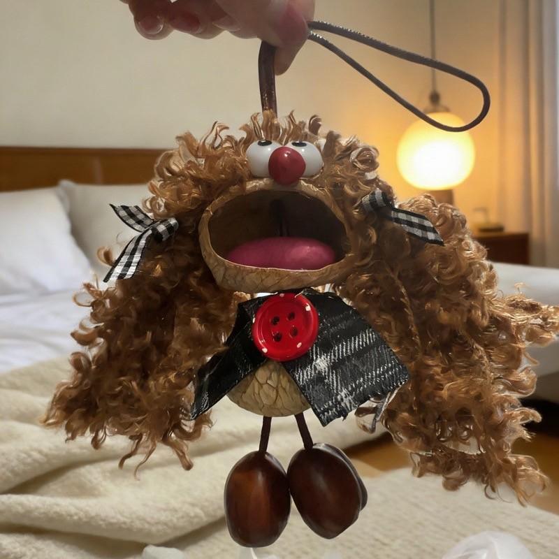 New Indonesian Fruit Shell Healing Wind Chime Pendant, Stress Relief Keychain, Wholesale Fruit Shell Rattle, Decorative Hanging Ornament