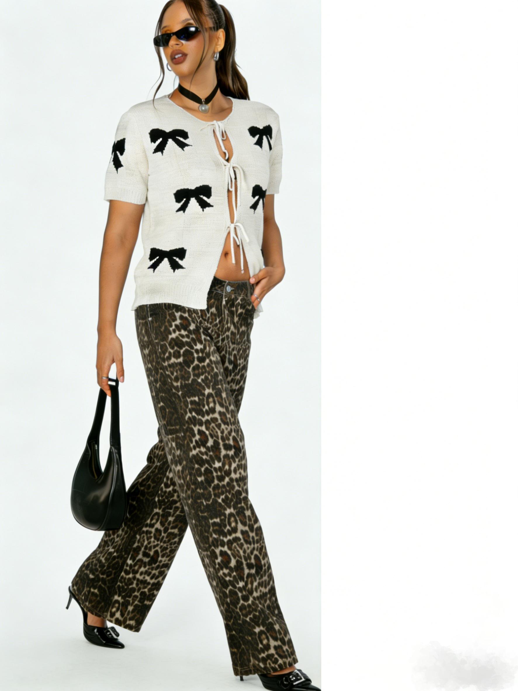 Playful Contrast Beige-black Bow Jacquard Design Tie-front Open Knitwear Cardigan, Casual Soft Neutral Short Sleeve Knits Sweater, 2026 Summer Coastal Vacation Cool Girl Fashion Sexy Tie Top, Coquette Aesthetic Fashion Style, Y2K Retro Vintage Style