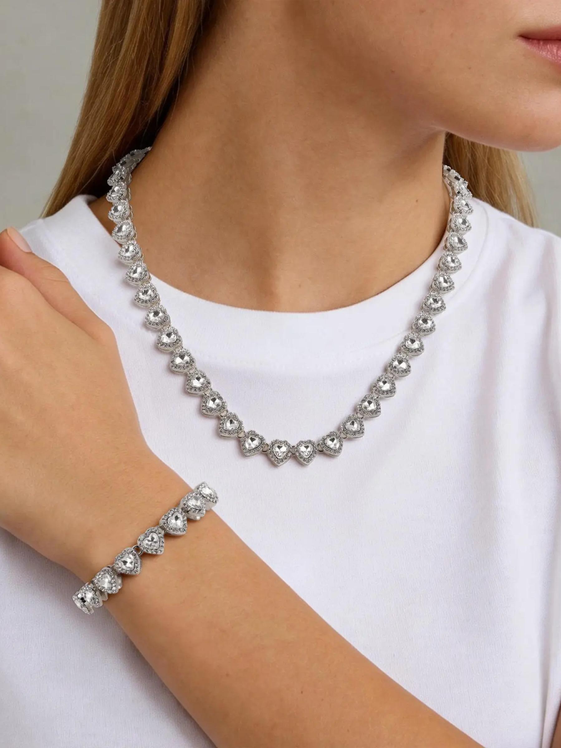 2pcs Set Heart Shaped Cuban Chain Necklace Set for &,Hip Hop Style Choker Set,Luxurious Jewelry Set for Valentine's Day Gifts, Birthday,Everyday & Party Wear, for Teenager