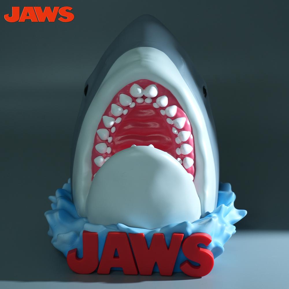 L-1PC JAWS Movie Shark Money Bank Officially Licensed PVC Coin Bank Limited Edition Horror Film Collectible Desktop Display Ornament Classic Movie Memorabilia Fun Home Decor MN-76249 L-1PC JAWS Movie Shark Money Bank Officially Licensed PVC Coin Bank Limited Edition Horror Film Collectible Desktop Display Ornament Classic Movie Memorabilia Fun Home Decor MN-76249