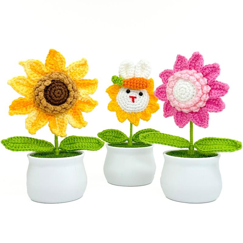 Handwoven sunflower head bouquet potted pen holder, simulated bouquet, preserved flower decoration