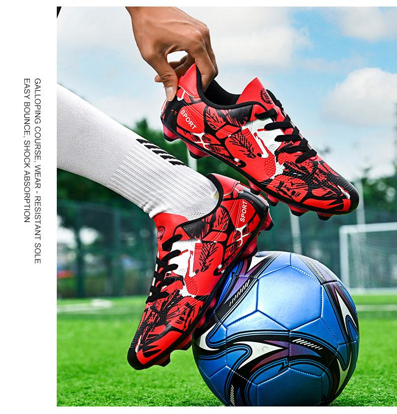 1 Pair Unisex Soccer Training Shoes Flexible Movement Quick Response Anti-Slip Wear-Resistant Comfort Insole 3 Color Options