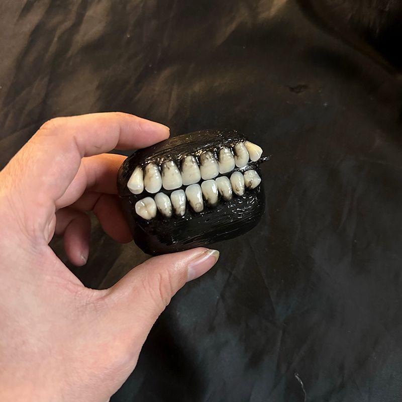 Horror Big Teeth Earphone Case, Bite-Resistant Protective Cover for 3rd & 4th Gen Headphones Pro/2/3, Shockproof Stereo Design, Earbuds, Headset