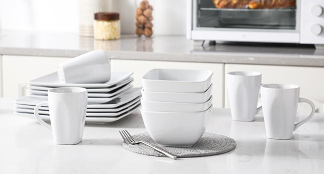 vancasso Soho Stoneware Square Dinner Set, 16 Piece Black/White Dinnerware Service Set, Kitchen Plate Crockery Set with Dinner Plate, Dessert Plate, Bowls and Mug, Service for 4 vancasso Soho Stoneware Square Dinner Set, 16 Piece Black/White Dinnerware Service Set, Kitchen Plate Crockery Set with Dinner Plate, Dessert Plate, Bowls and Mug, Service for 4