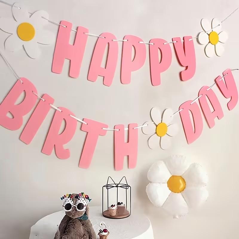 Birthday & Daisy-Themed Party Decor — Small Felt Flower Banner and Soft "First Birthday" Sign. A versatile design suitable for christenings, everyday decoration, and various party settings.
