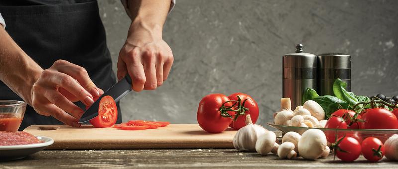 FOHERE Knife Set with Block 13 Pieces, Colorful Stainless Steel Knife Set with Anti-slip Handle, Complete Kitchen Knife Set with Sharpener FOHERE Knife Set with Block 13 Pieces, Colorful Stainless Steel Knife Set with Anti-slip Handle, Complete Kitchen Knife Set with Sharpener