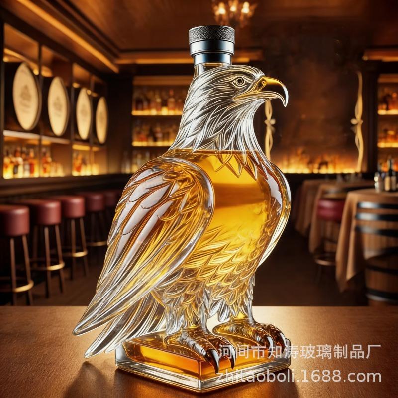 Eagle shaped whisky bottle, high borosilicate bottle for bar