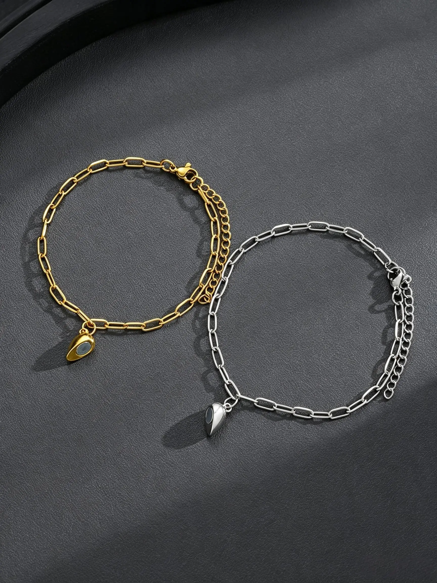 Magnetic Heart Couple Bracelets Set, Matching Split Heart Link Chain Bracelets For Lovers, Dainty Attractable Heart Wrist Jewelry, Minimalist Matching Bracelet Gift For Couples, Long Distance Relationship, Anniversary, Valentine's Day Present