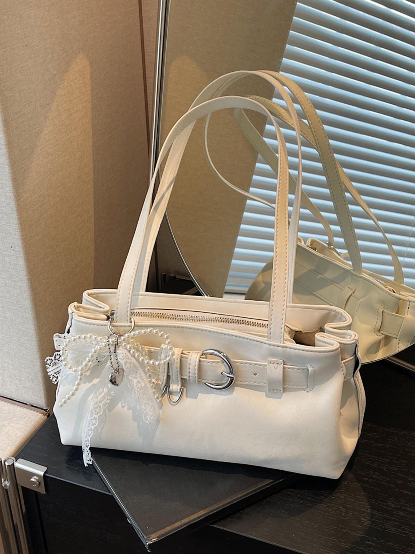 Gentle, sweet and cute style with a light luxury texture under the arm bag, decorated with lace and pearl bow, elegant atmosphere, fashionable and personalized shoulder bag, Fashion Bags, can accommodate mobile phones and lipstick