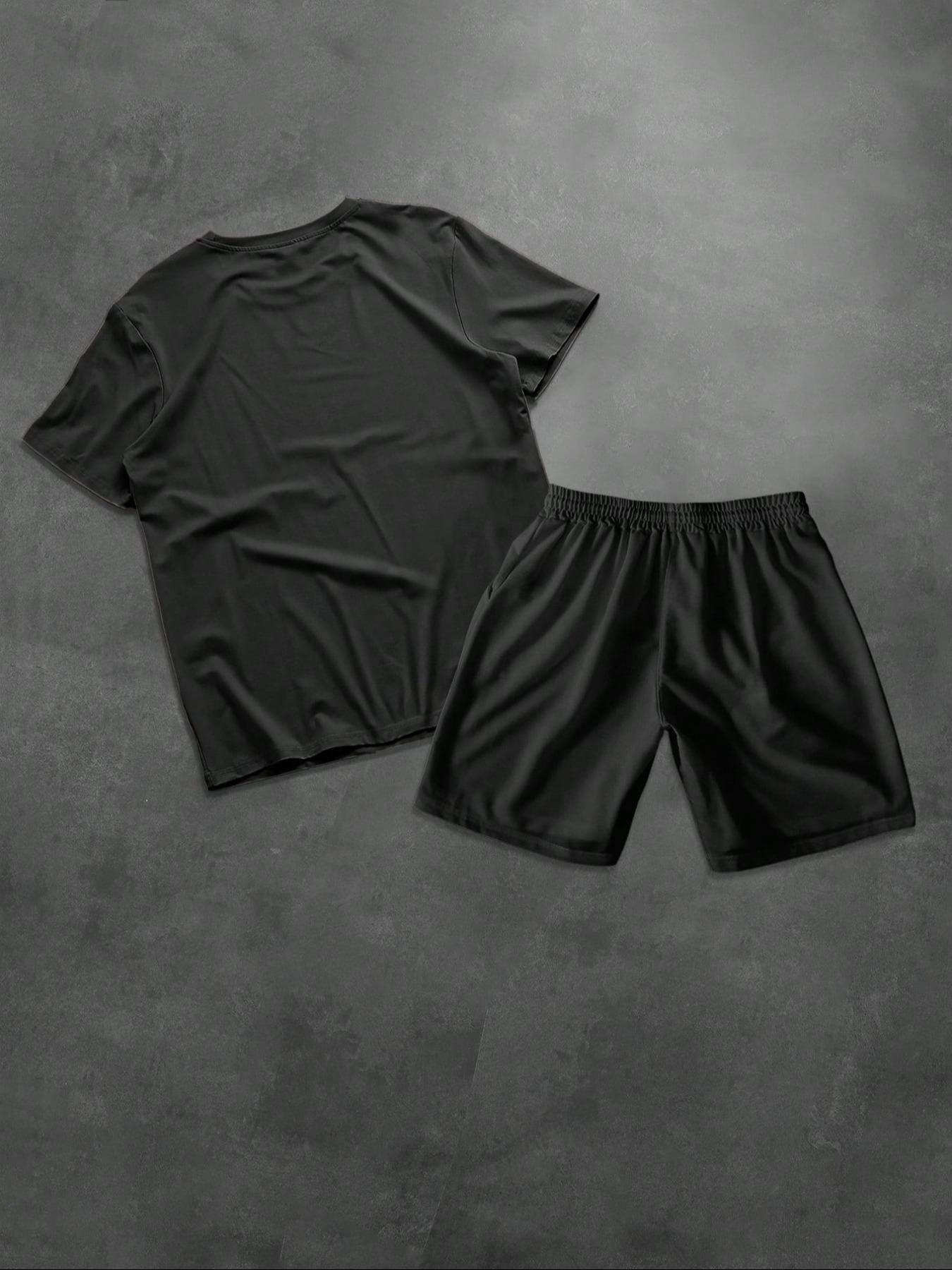 Two-Piece Set Men's Regular Fit Spade & Ace Print Short Sleeve Tee & Shorts, Casual Round Neck T-shirt & Track Shorts, Men's Summer Clothes