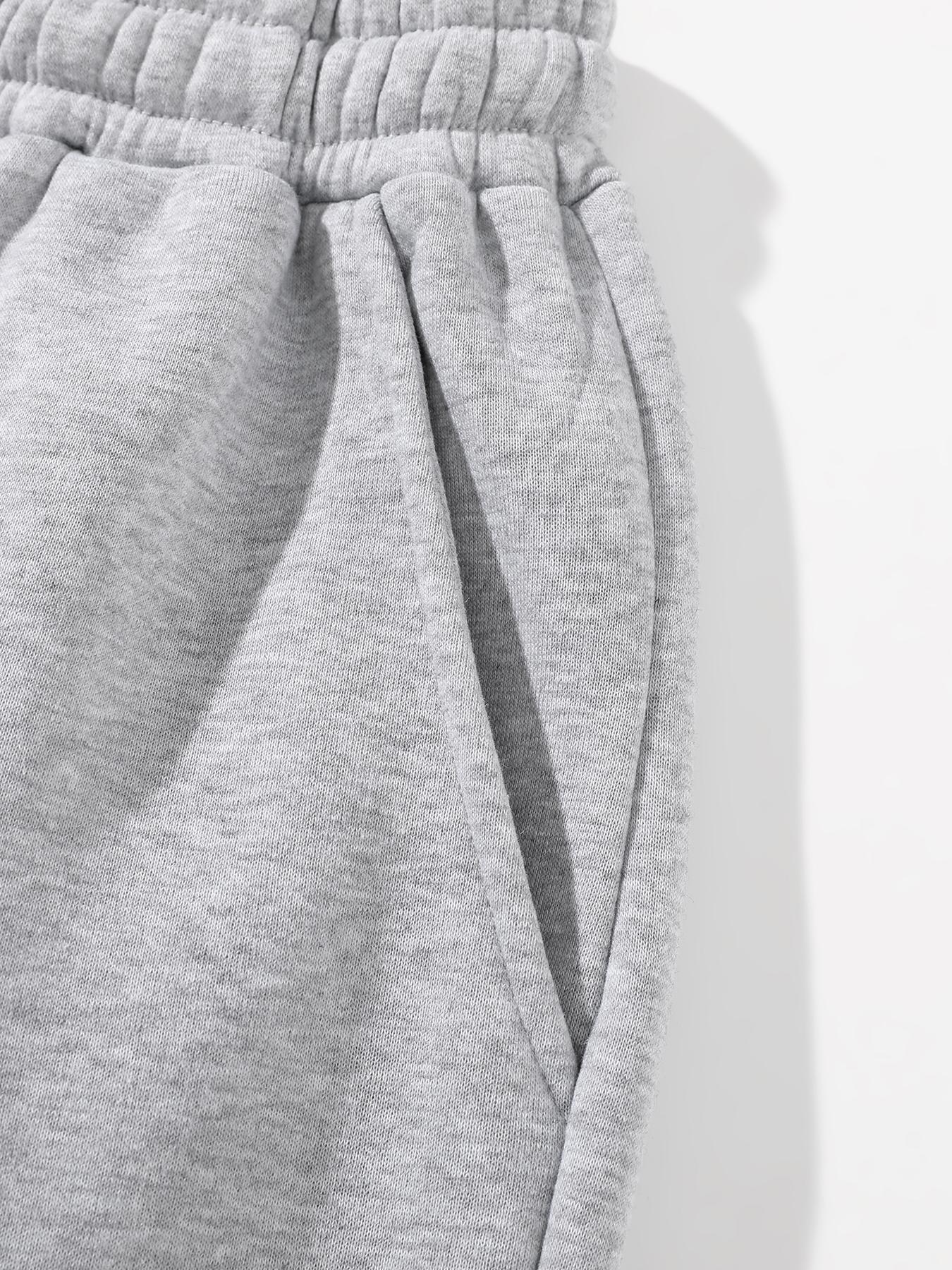 Men's Half-Zip Hoodie with Shorts Two-Piece Set, Streetwear Tracksuit Set, Basic Style Comfortable and Warm Sports Jogging Set, Suitable for Daily Wear, Outdoor Activities, Running and Workouts – Available for Men and Women.