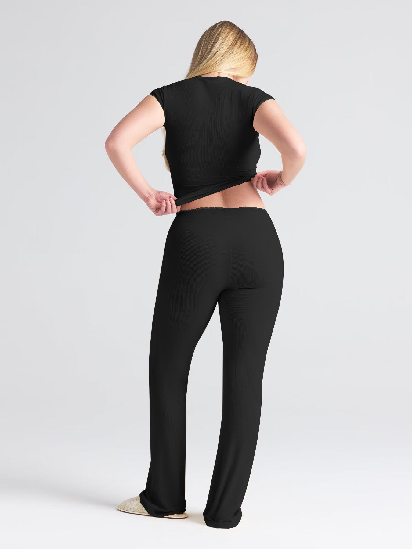 2026 Women's two-piece ribbed knit loungewear set, Fitted short-sleeved crop top, high-waisted flared pants, casual matching set, with lace trim on the cuffs