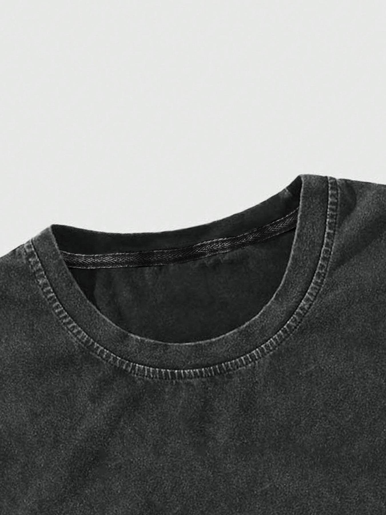 Men's Letter Print Denim-Effect Print Athletic Tank Top, Sleeveless Fitness Tank Tops, Regular Fit Casual Sleeveless Round Neck Top for Summer, Fashion Men's Clothes for Daily Wear, Socks, Cotton