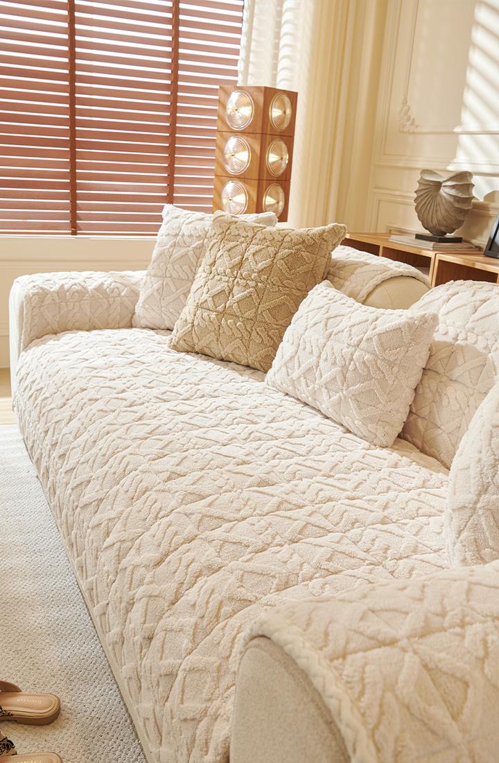 Artificial Fur Sofa Cushion, 1 Count Non-Slip Cushion, Soft Thick Plush Material, Winter Warmth, Pet Friendly, Anti slip protection, Perfect Living Room & Bedroom Decor, Soft Sofa Protector