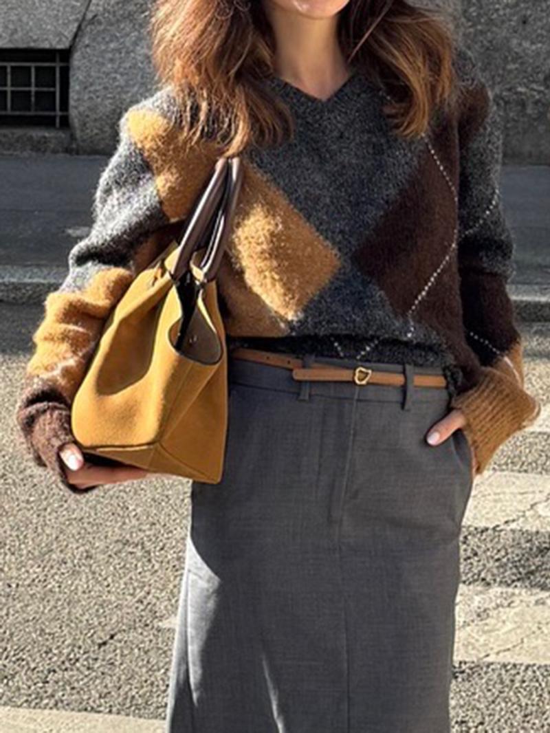 Fashion Casual Argyle Knit V-Neck Loose Long Sleeve Sweater, Fitted Short Style for Fall, Women's Comfortable Pullover