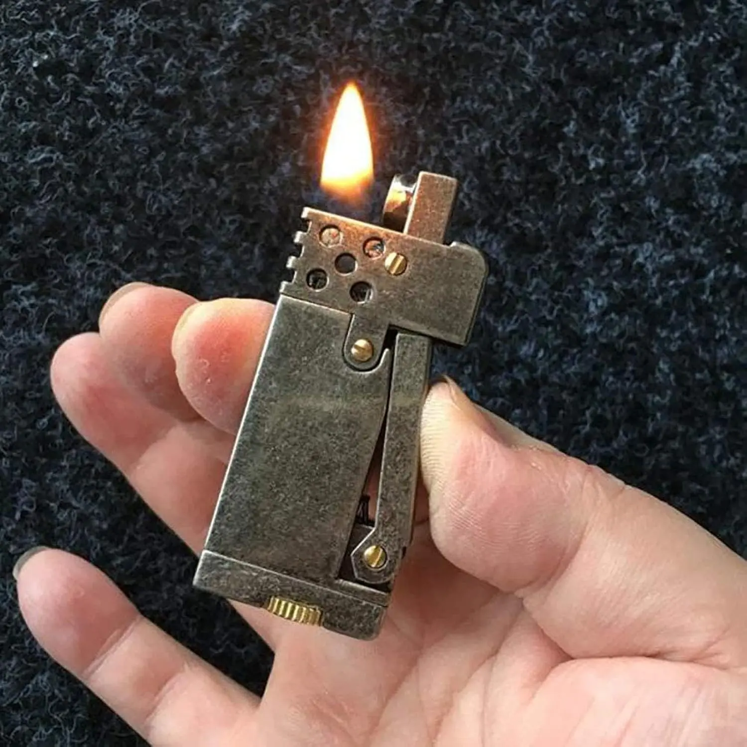 Antique Vintage Lighter,Reusable Trench Windproof Lighter,Funny Cool Novelty Soft Flame Metal Kerosene Lighters (Sliver)