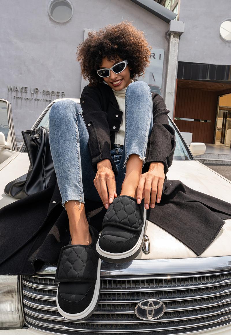 YASSIA Winter Warm Quilted Slippers | Cozy Fleece Lined Indoor Outdoor Shoes Girl Women White