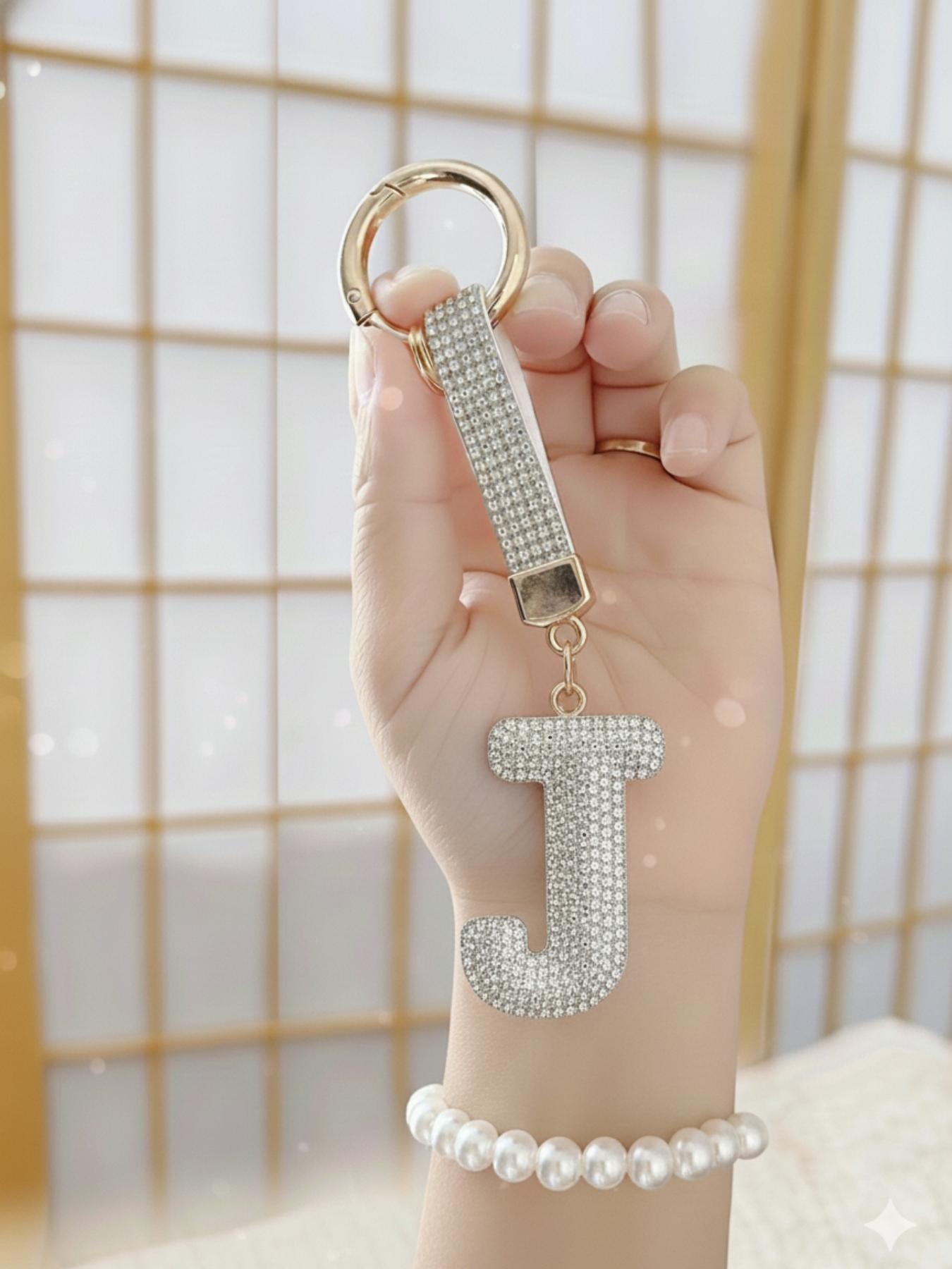 Shiny Rhinestone Letter Keychain, Lucky Crystal Pendant, Sparkling Alloy Charm, Perfect Gift for Bags and Backpacks, Women and Girls