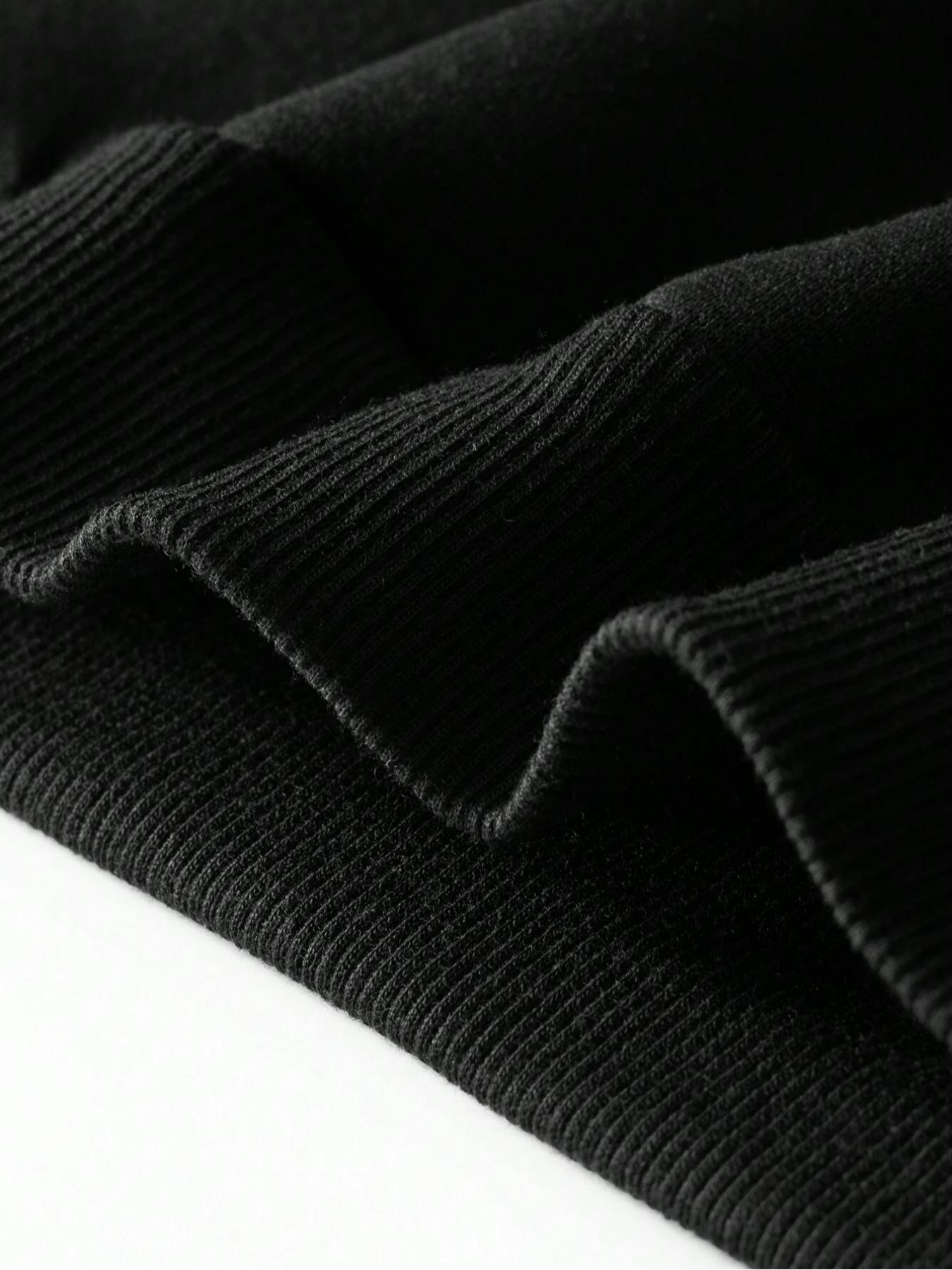 Women's Oversized Alexander Hamilton Rapper Graphic Hoodie, Vintage Retro Streetwear Black Hoodie, Funny Musical Merch for Music & History Enthusiasts, Comfortable Soft Pullover, Plus Size Friendly Casual Daily Wear