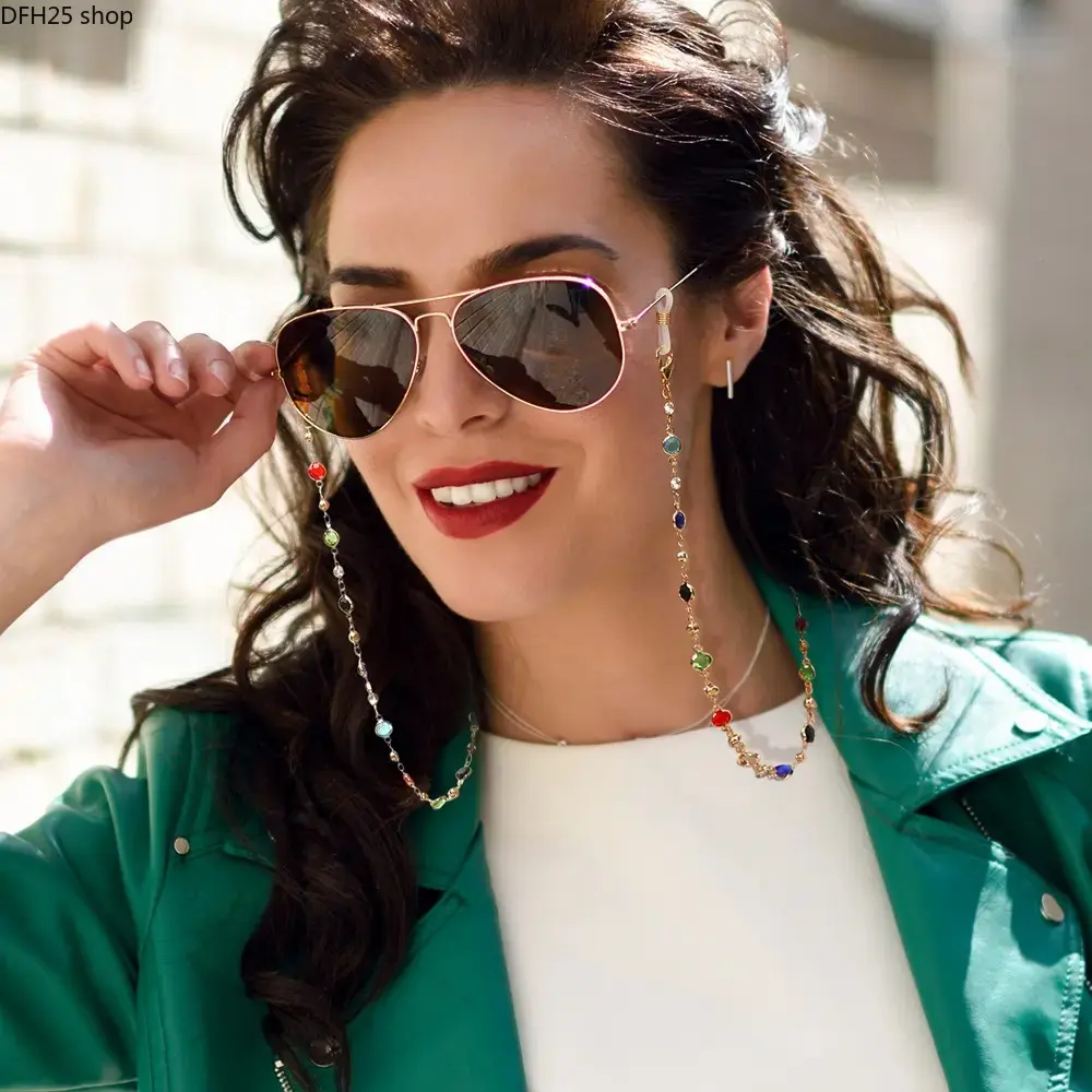 Rhinestone Eyeglass Chain With Anti Slip Design And Sparkling Detail, Lightweight Glasses Holder Accessory for Women Travel, Daily Wear And Fashion Styling