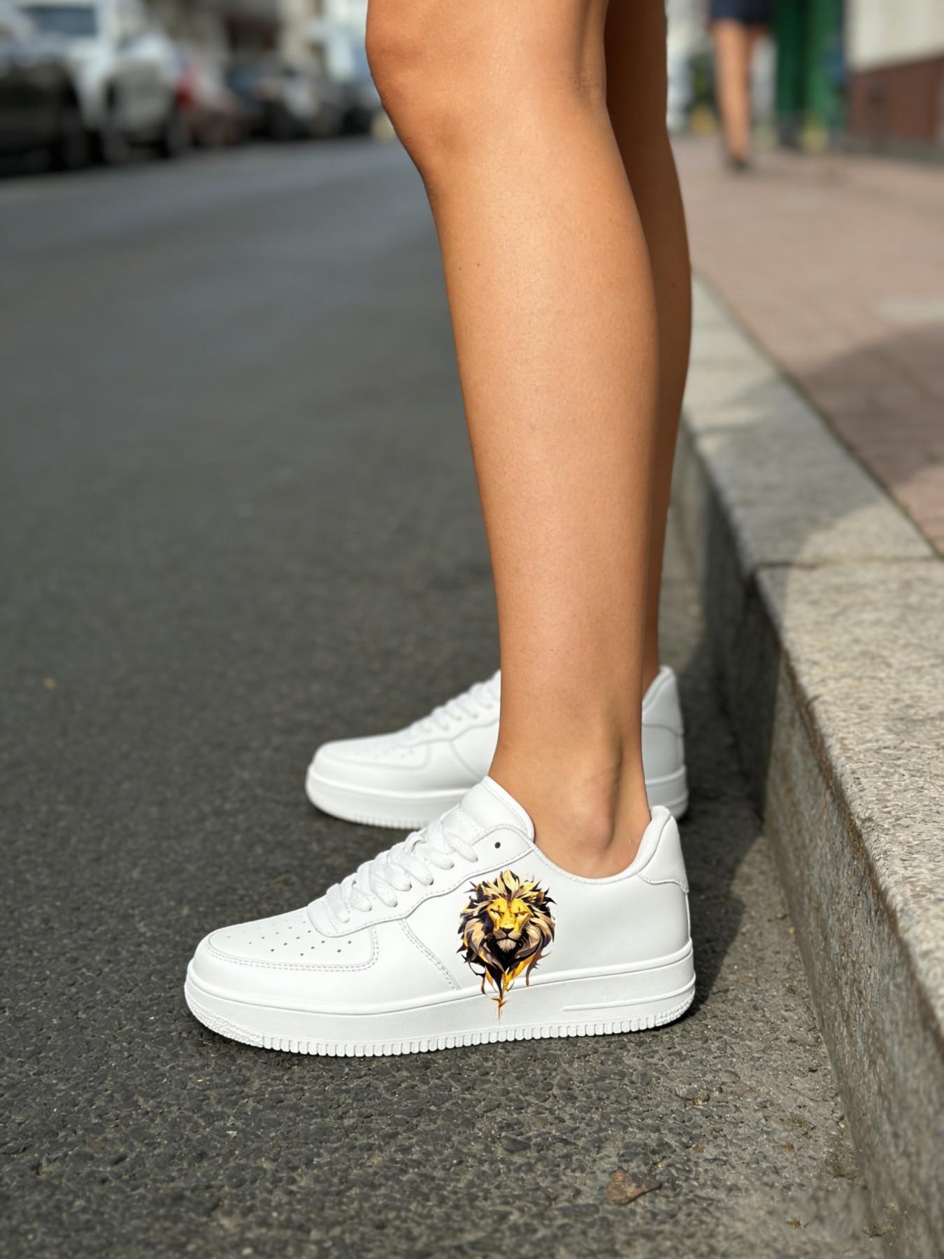 Custom A18 Trendy Sneakers, Unisex Korean Style Fashion Board Shoes, Comfortable and Stylish Footwear for Men and Women