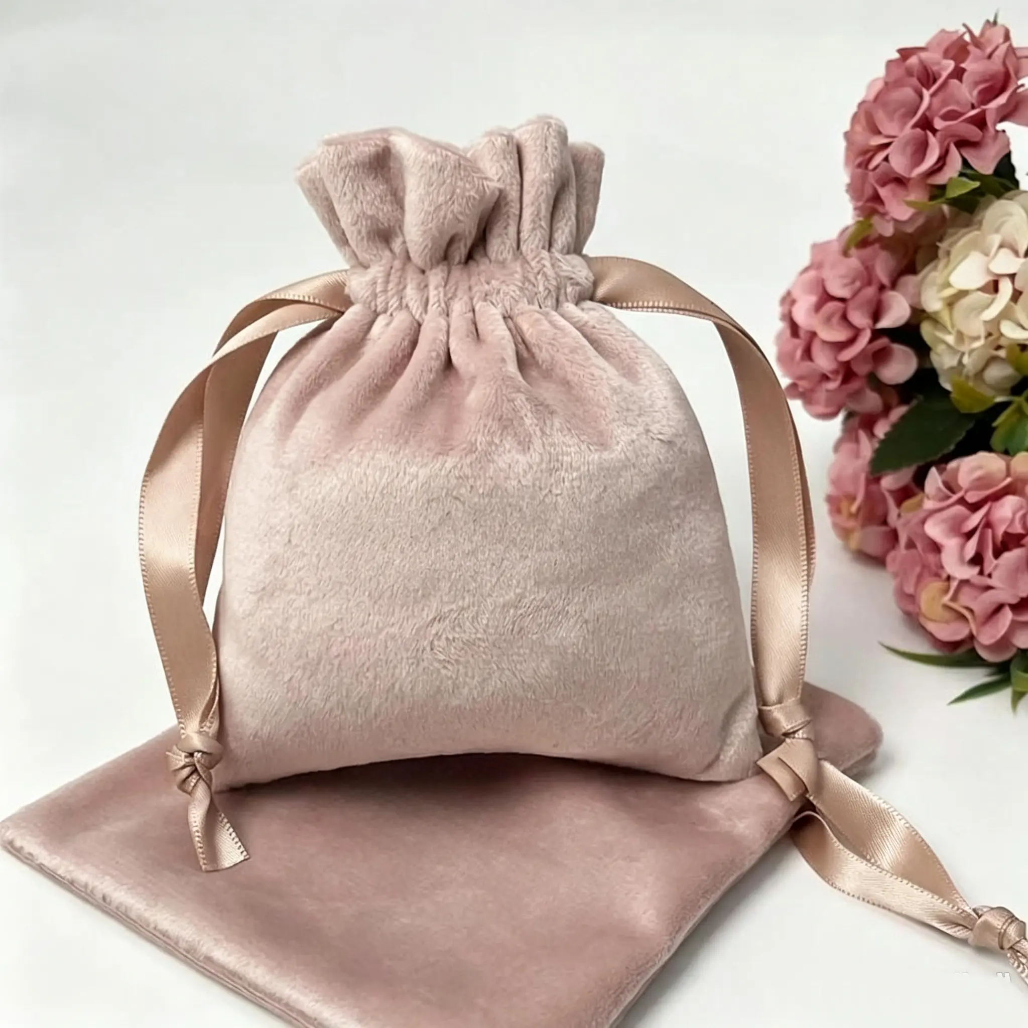 20pcs Stylish Velvet Jewelry Drawstring Bags with Secure Closure, Custom Logo Pink Small Pouches for Wedding Gift, Everyday Use, Versatile Packaging for Makeup Favors