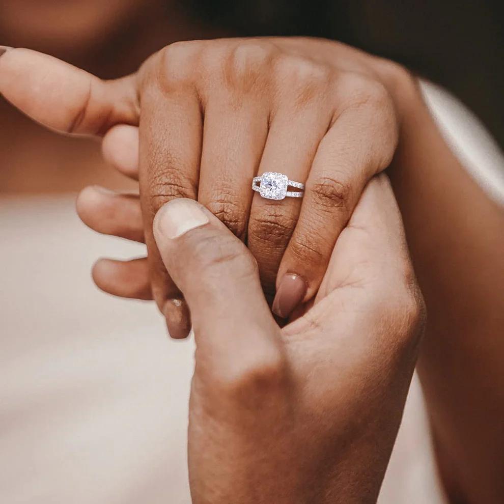 EAMTI 925 Sterling Silver Round Cut Cubic Zirconia Bridal Engagement Ring