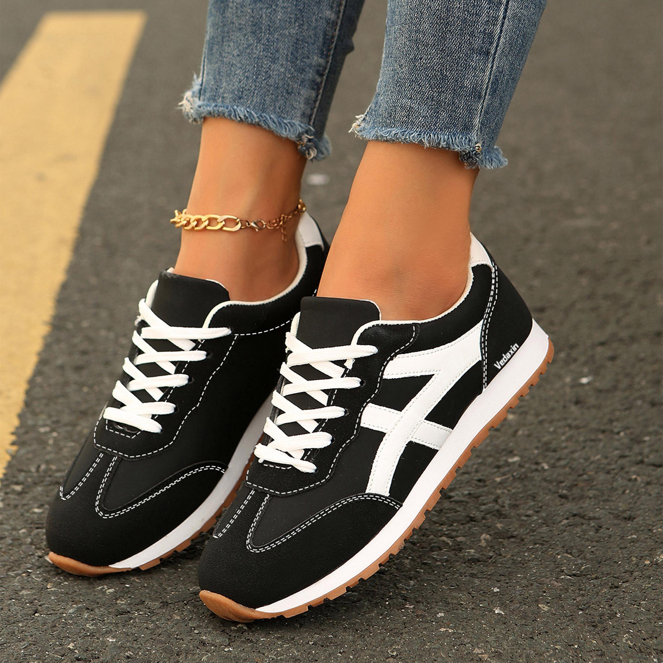 Wide Toe Sneakers for Women Breathable Fabric Suede Upper Non-Slip PU TPR Outsole Walking Shoes Tennis Running Fashion Sneakers Springfresh