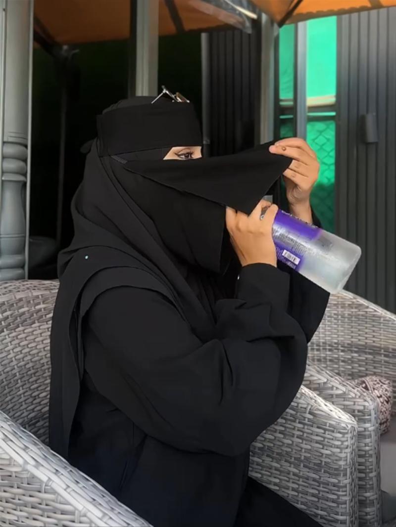 1pc Women's Elegant Plain Double Layer Veil Niqab, Comfortable Arabian Scarf for Daily Outings, Versatile Muslim Sun Protection, Perfect Ramadan Gift, Hijabs