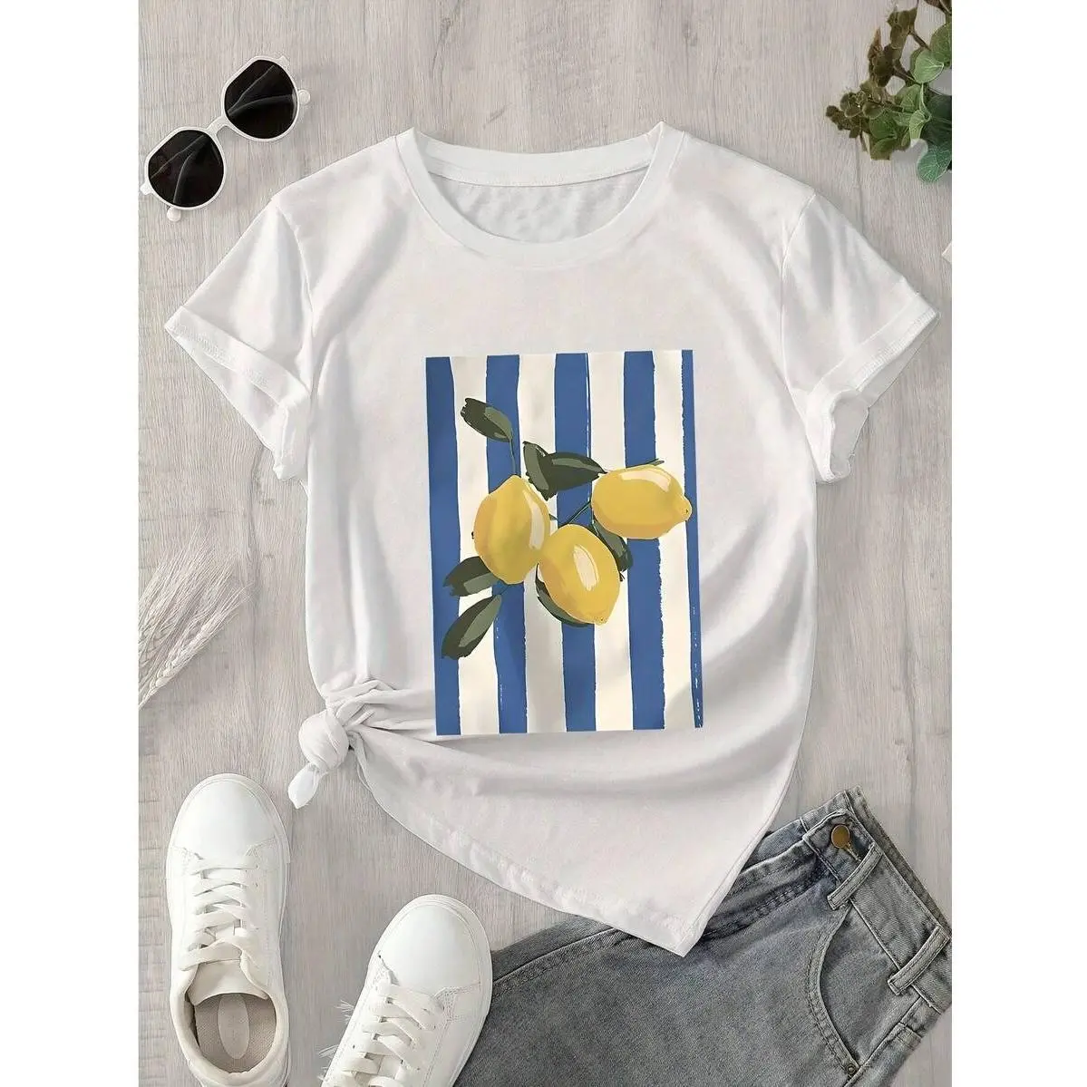 Women’s Blue White Striped Lemon Graphic T Shirt Cute Fruit Art Print Crew Neck Short Sleeve Tee Casual Summer Beach Vacation Oversized Top
