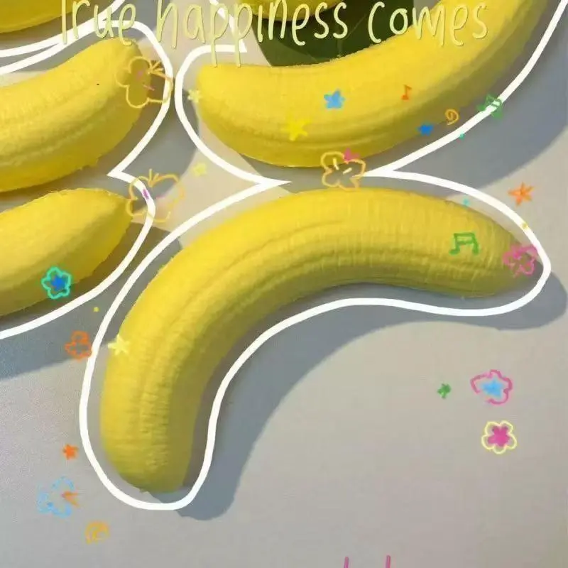 4 Realistic Soft Bananas, Non-Toxic Safe, Party Prank Items, Banana Decorations, Restaurant Kitchen Fruit Props