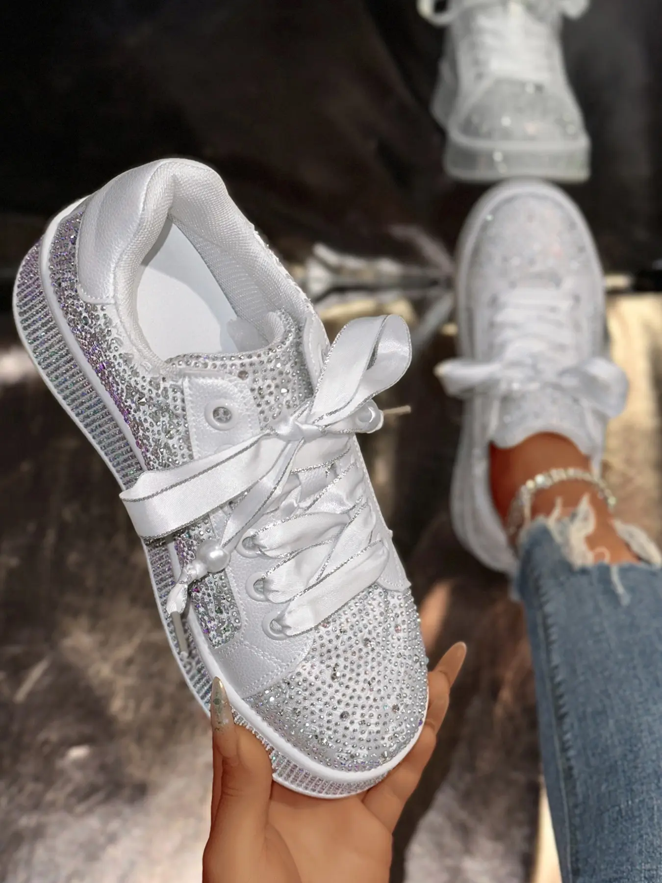 Women's Fashion PU Leather Shoes, Thick Sole Casual Board Sneakers, Pearl Ribbon Laces, Sparkly Rhinestones, Daily Commute Footwear