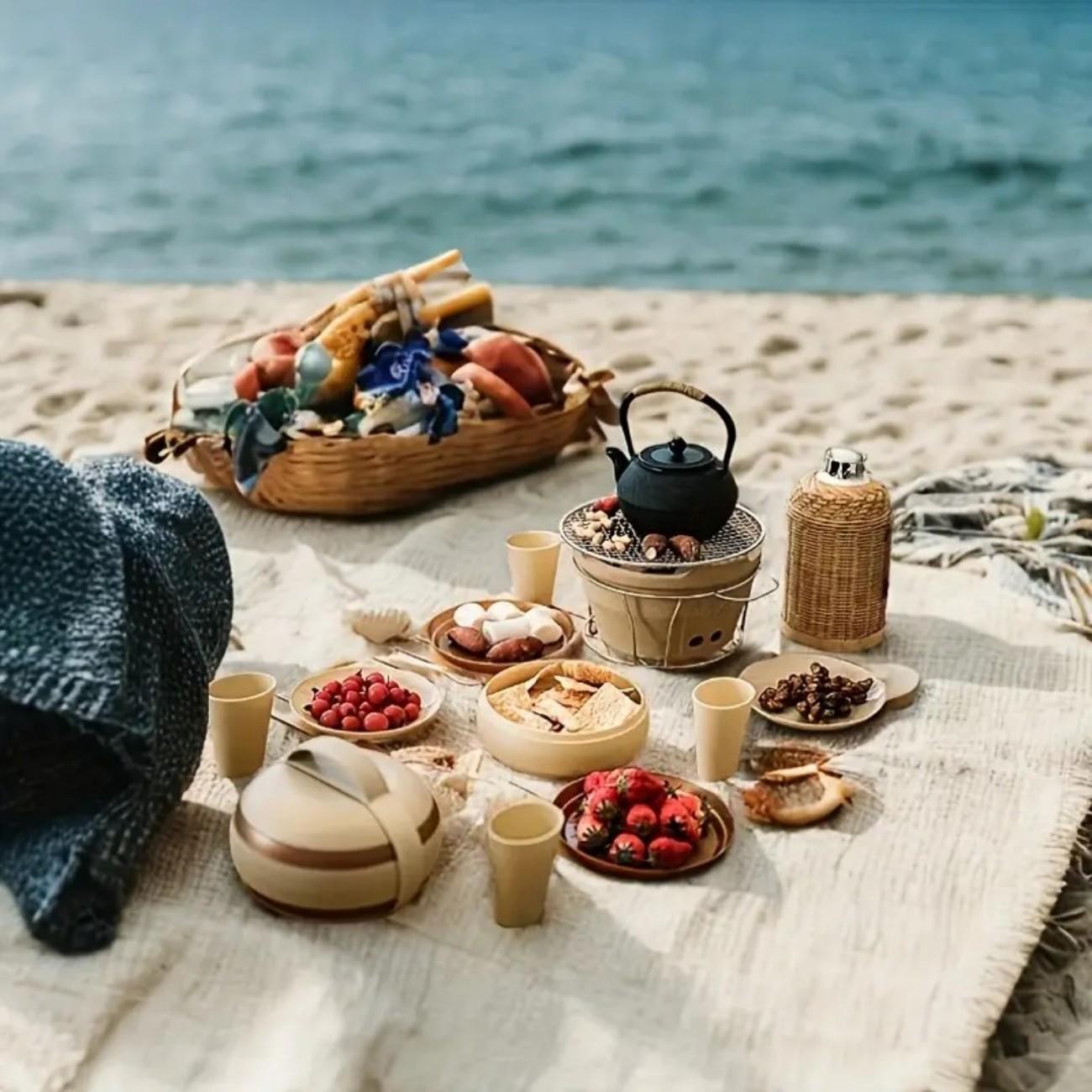 17-Piece Outdoor Picnic Cutlery Set, Includes Cups, Plates, Spoons, Chopsticks, Bowls, Portable Plastic Set, Ideal for Camping, BBQ, Hiking, Travel, Outdoor Parties