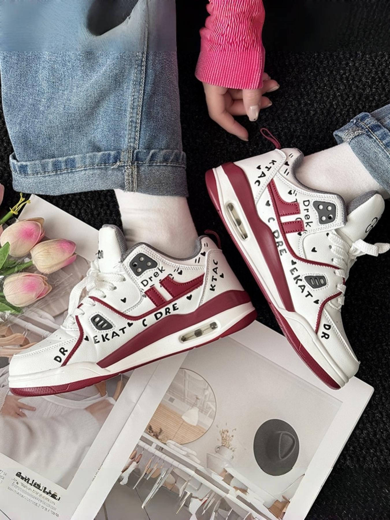 1 Pair Unisex Yellow Black Color Block Leather Basketball Shoes Trendy Street Style Design Soft Comfortable For Daily Outfit And Fashion Display