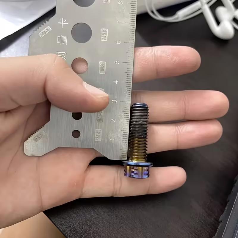 Stainless Steel Screw & Bolt Measuring Caliper, Precision Thread Gauge with Micrometer Scale, Durable Industrial Measurement Tool