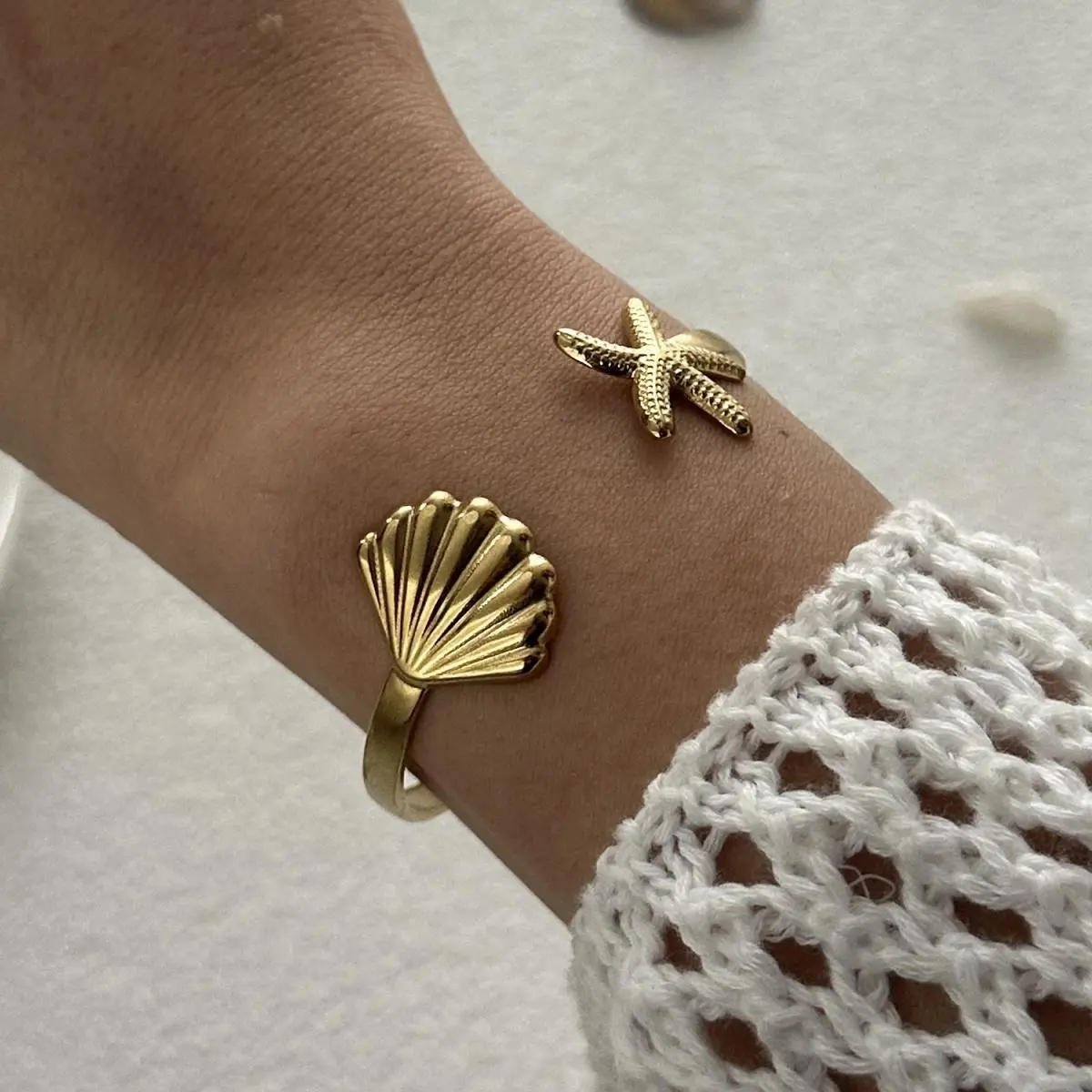 Stainless Steel Metal Shell Starfish Bangle Bracelets For Women Men Vintage Gold Color Simple Sea Star Open Bangle Party Jewelry