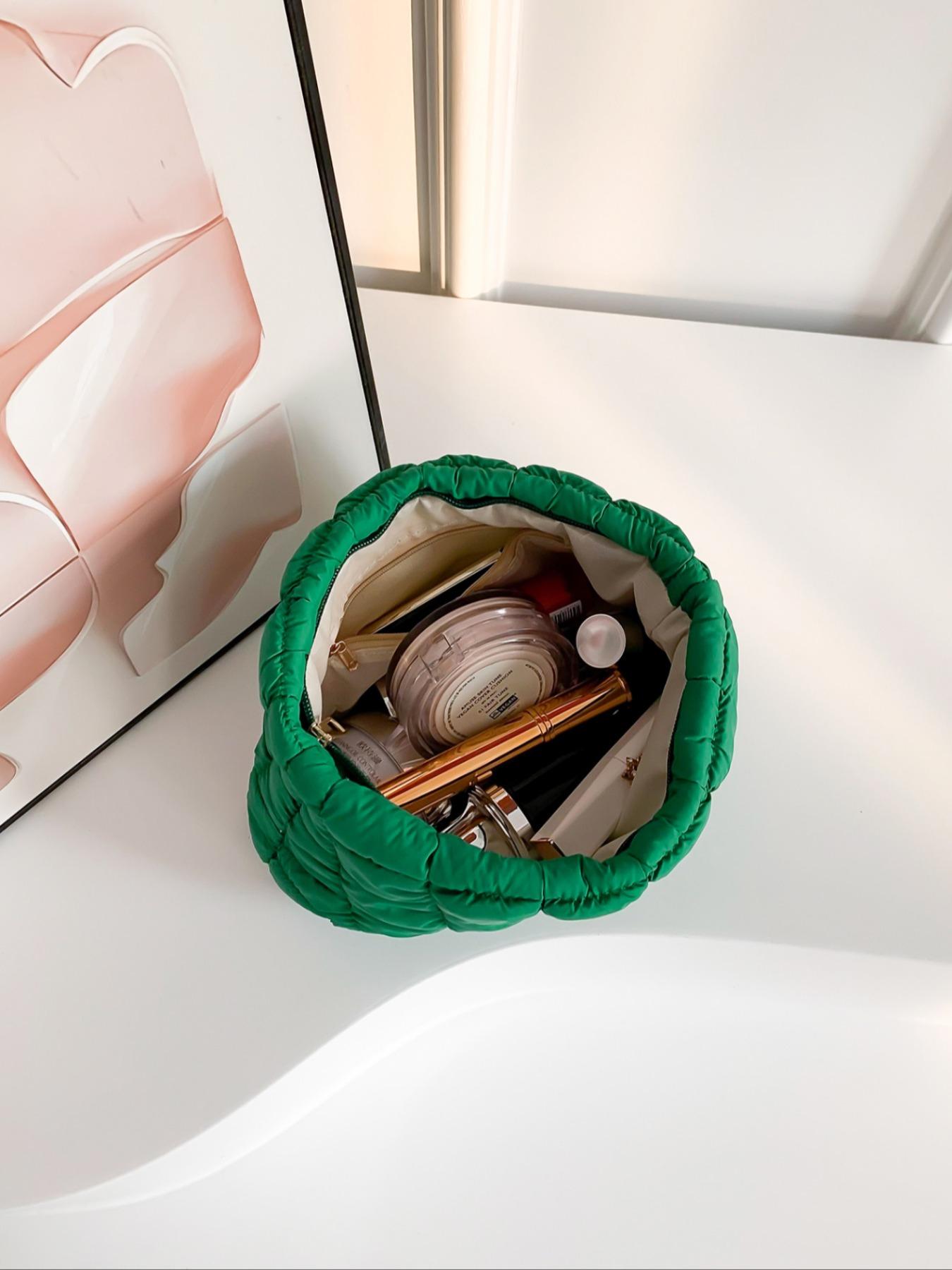 Solid Color Quilted Design Clutch, Large Capacity Travel Storage Bag with Zipper, Portable Travel Storage Bag for Women & Girls