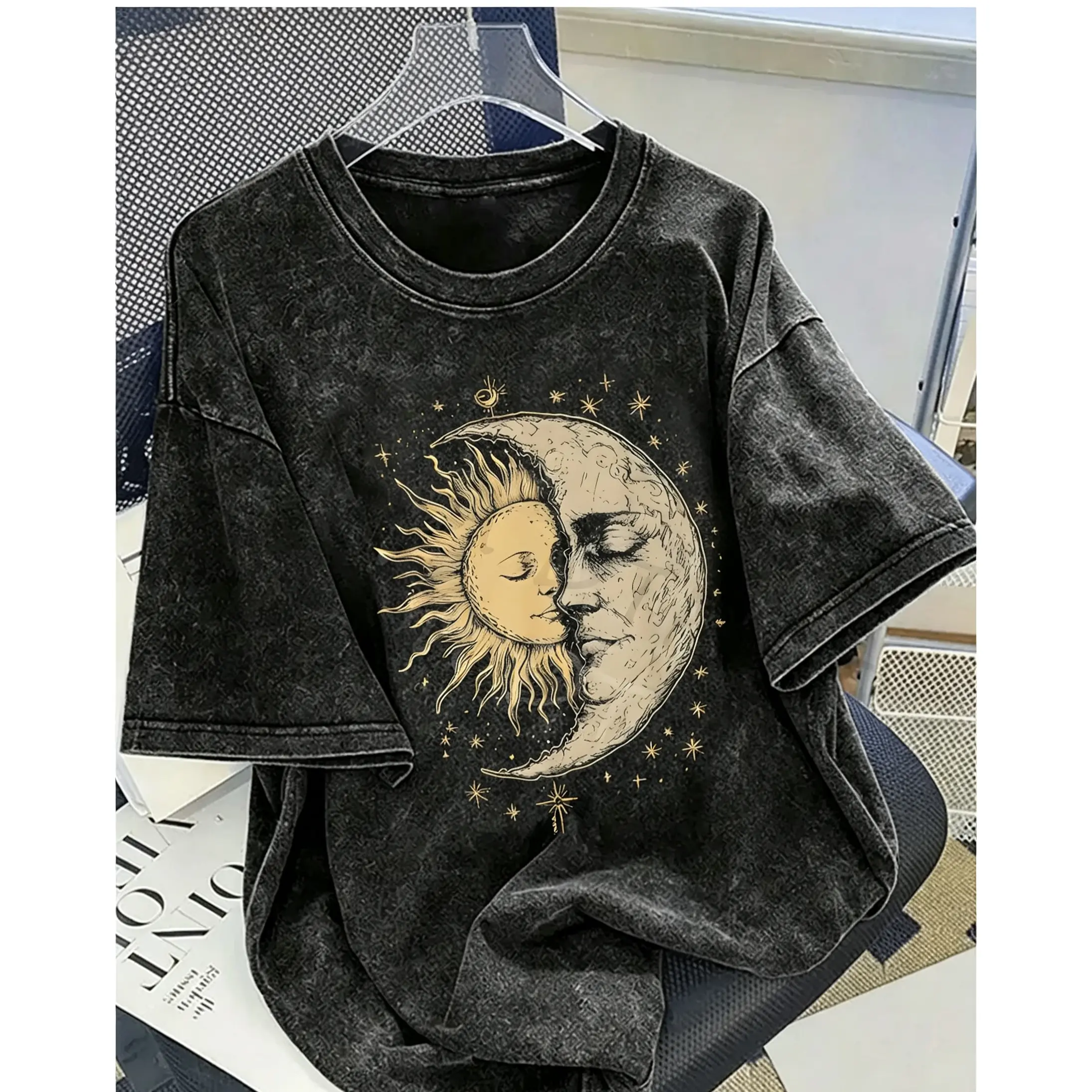 The Sun and the Moon Embrace Each Other Printed T-shirts, High-quality Washed Fashion Orca Brand T-shirts, Perfect for Casual Attire and a. Great for Gifting Family and Friends on Easter, Mother's Day, Independence Day, and Other Ho