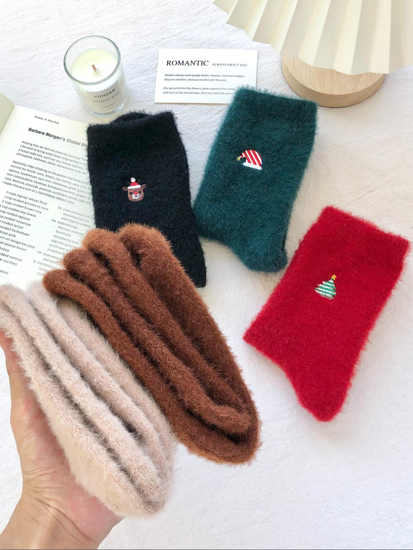 5 Pairs Sock Set Retro Solid Color Plush Middle Socks Christmas Embroidered Warm Socks Suitable for Daily Casual Wear