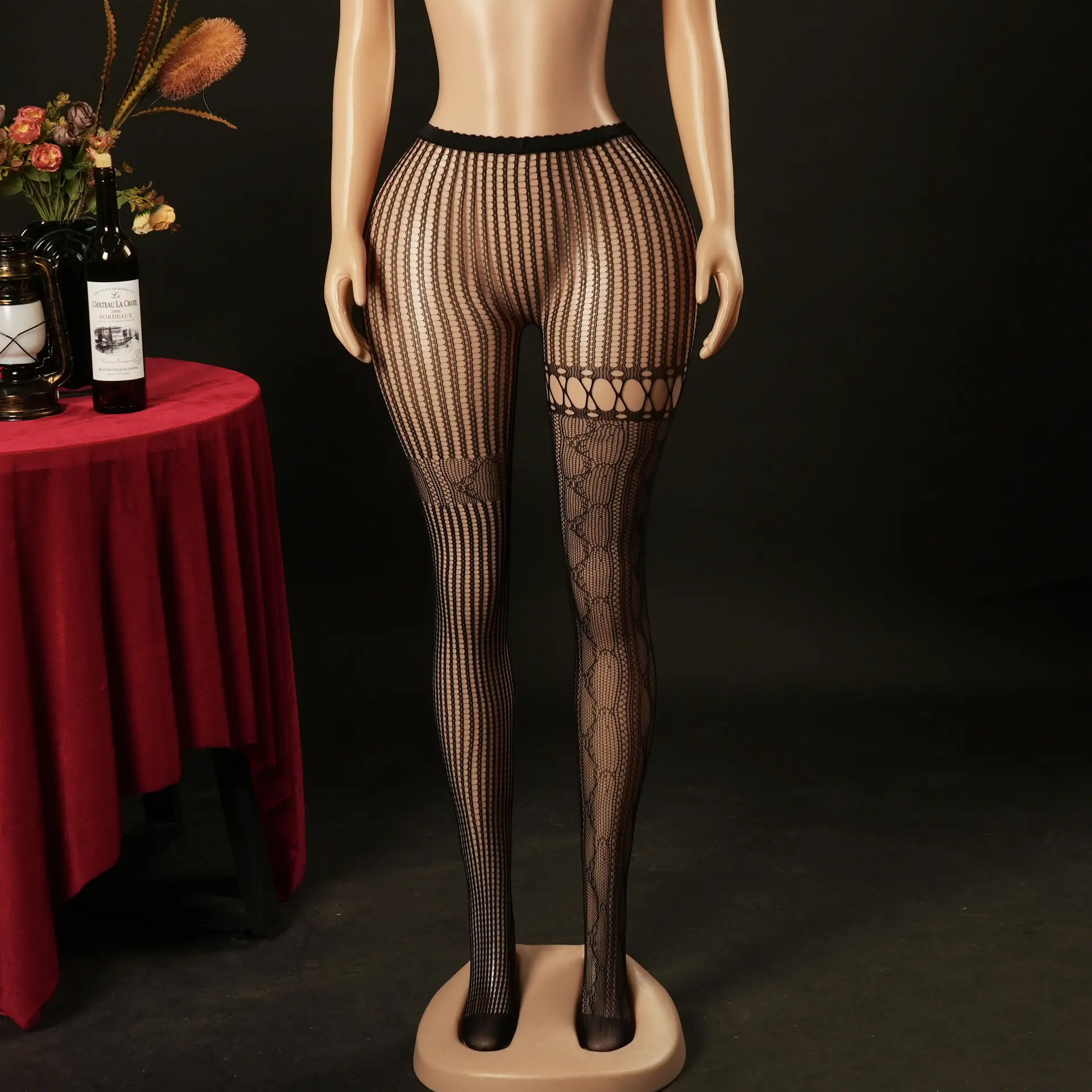 Lace fishnet stockings, high-socks, seductive and sexy one-piece pantyhose, striped jacquard tight-fitting