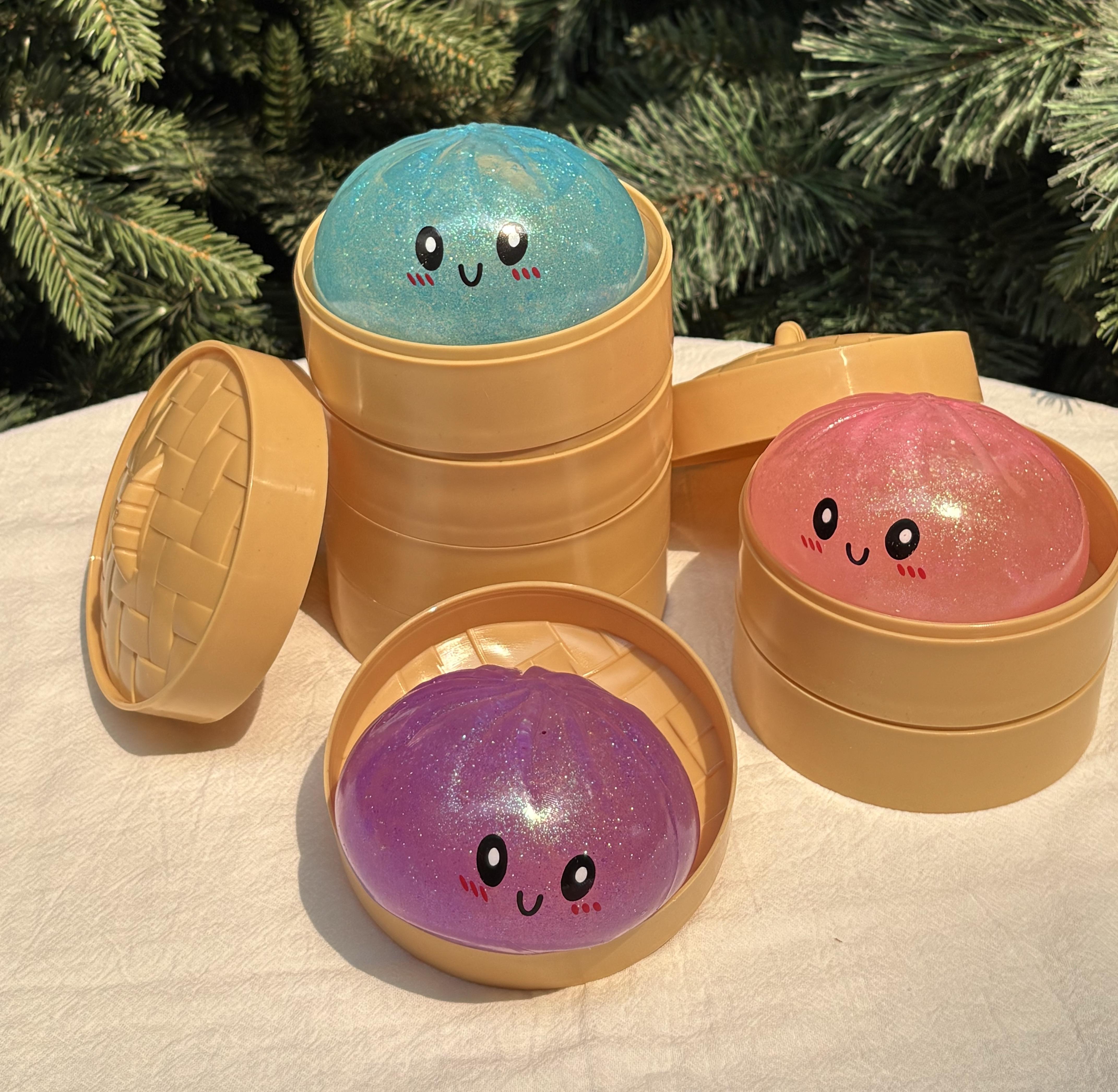 Squishy Dumpling Stress Balls for Adults, Dumpling Squishy Toys for Kids, Dumpling Fidget Sensory Toy,3.15 inches in Diameter Squeeze Dough Ball Stress Relief Toy, Stretchy Stress Ball Squish Toys