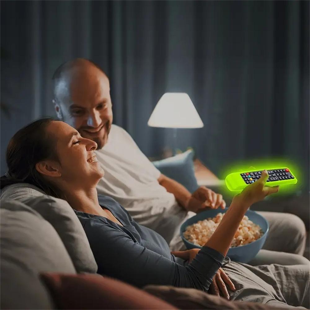 Silicone Protective Dustproof Cover for Smart TV Remote Control, Anti-Fall Removable Washable Design with Lanyard, Compatible with Multiple Models