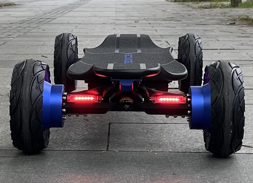 Ecomobl ET Pro 2WD 12S3P Electric Longboard - Street/All-Terrain, 40-55 km/h Speed, 3500W Motor, 12Ah Battery, 100x40x18cm Size,