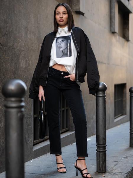 Elastic Washed Casual Slim-Fit Straight Jeans, Fashion Jeans, Plain Denim Jeans for All Seasons, Elegant Style for Dates & Daily Wear