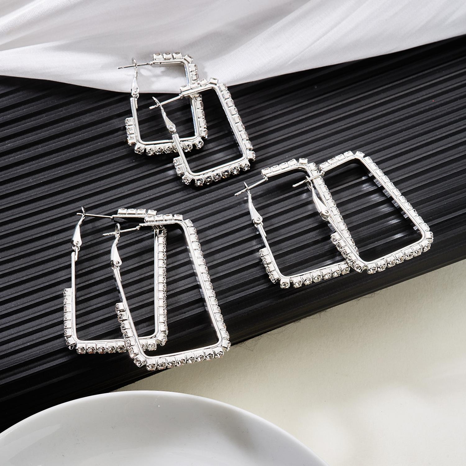 Elegant Rectangular Hoop Earrings Set for Women, Sparkling Rhinestone Geometric Studs, Versatile Fashion Jewelry, Perfect Gift Idea