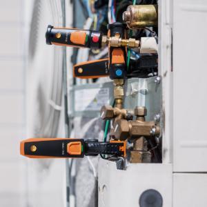 115i Clamp Meter - Amp Clamp for Heating & Cooling Systems - HVAC Thermometer for in-Pipe Measurements & -58° to 302°F Measurement Range - HVAC Temperature Probe with Bluetooth & App Operation