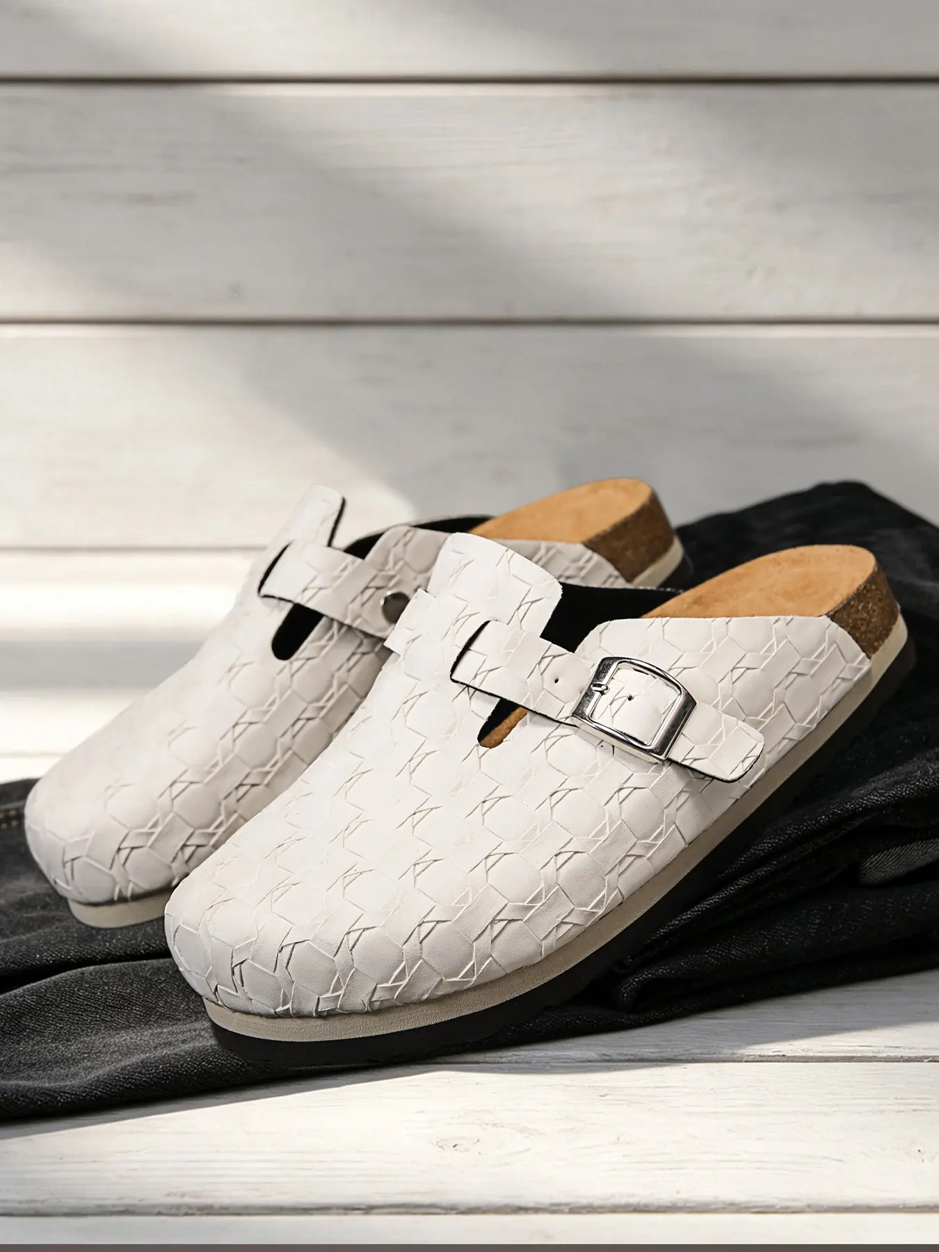 Vintage Braided Texture Slip-On Slippers, Metal Adjuster, Thick Sole, Fashionable, Comfortable, Non-Slip, Unisex, All Seasons, Clog Slippers