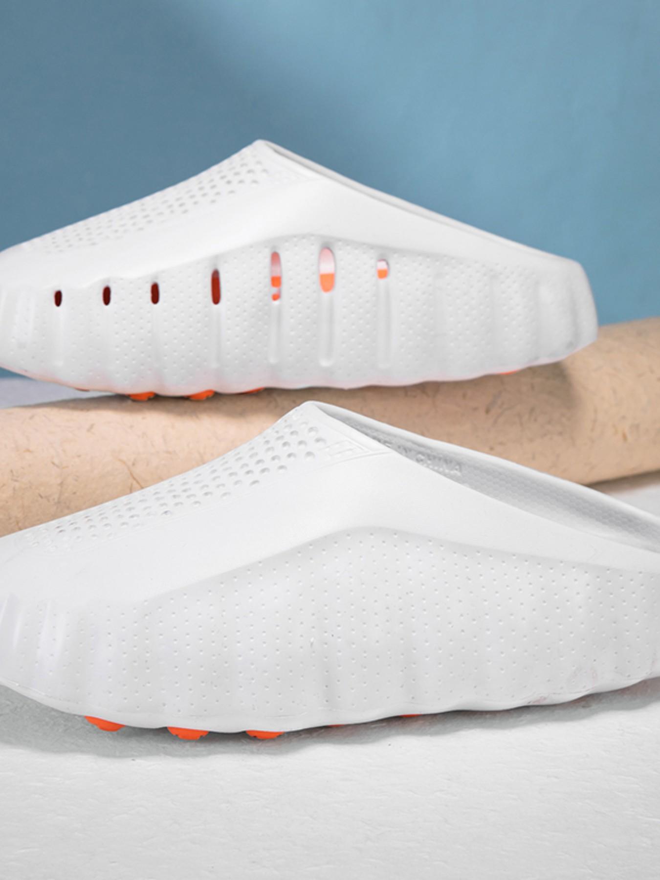 Trendy Holey Shoes with Massage Sole, Lightweight Outdoor Sandals, Thick Anti-Slip Bottom, Shock Absorption Particles, Comfortable Flip Flops